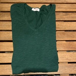 EUC Goldie Lewinter Luxury Joni Forest Green V-Neck Long Sleeve Tee SZ XS